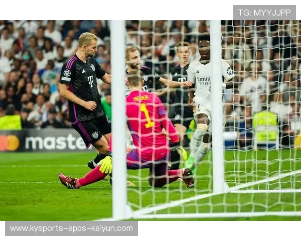 欧冠焦点：皇马淘汰赛首回合险胜拜仁，次回合悬念十足，皇马将迎欧冠生死战