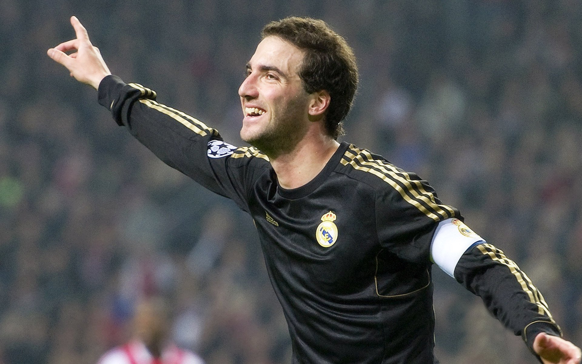 足球转播技术进入8K时代，转播足球的软件